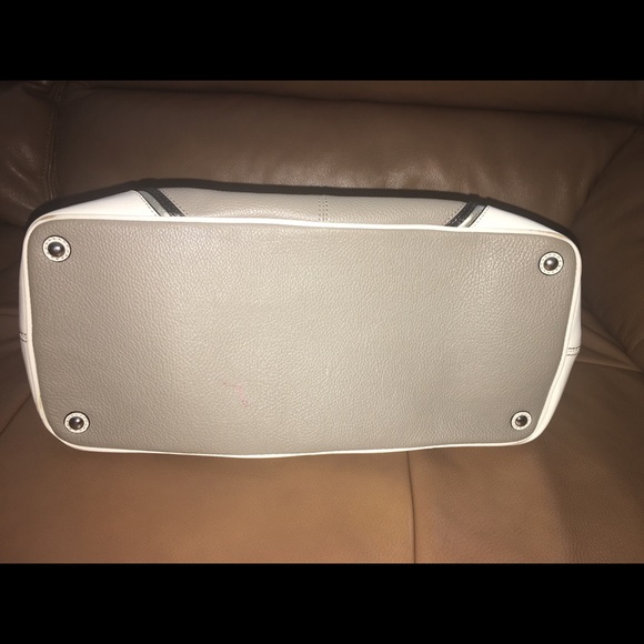 All Leather Coach Bag (EUC) - Picture 4 of 8